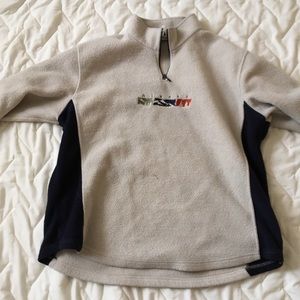 Cute non shed fuzzy sweatshirt/jacket.